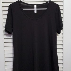 LulaRoe Solid Black Classic Tee